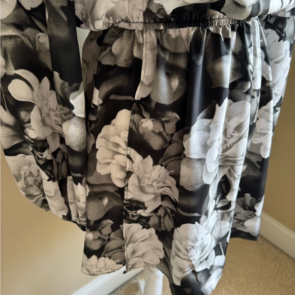 Show Me Your Mumu Rainey Mini Dress in Black/White Floral - Picture 5 of 9